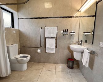 Aoraki Court Motel - Aoraki / Mount Cook - Bathroom