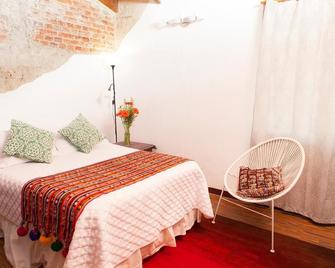 Quetzalroo Boutique Hostel - Guatemala City - Bedroom