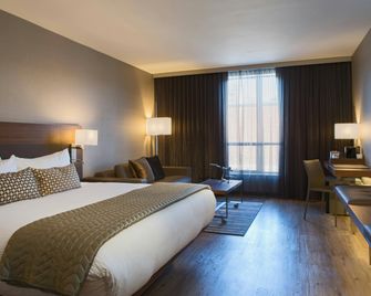 AC Hotel by Marriott Kansas City Plaza - קנזס סיטי - חדר שינה