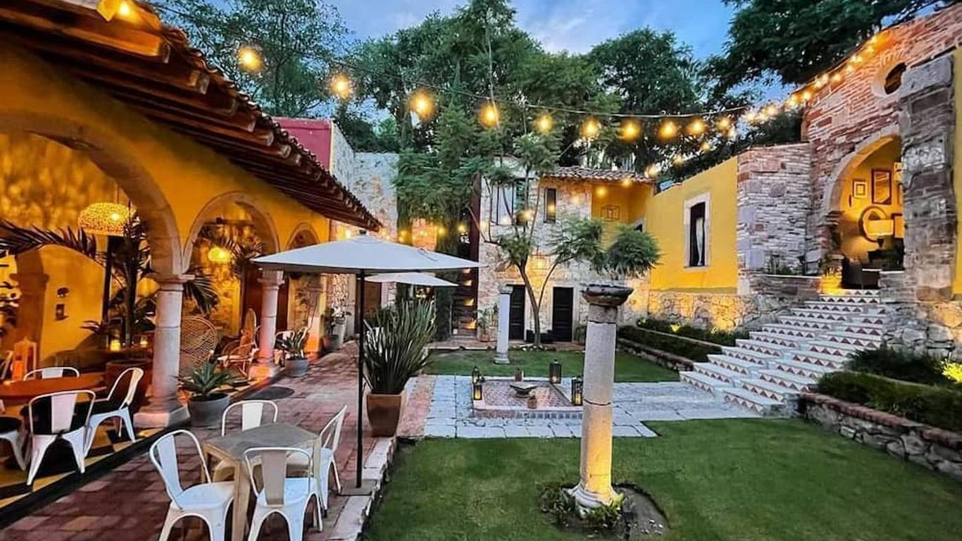 Hotel Real de Piedra