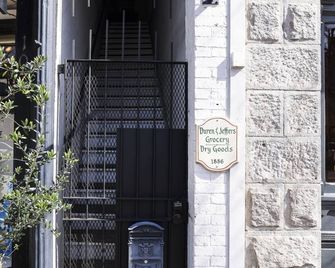 The Roost - On The Bricks In Downtown Thomasville - Thomasville - Außenansicht