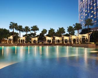 City of Dreams - The Countdown Hotel - Macao - Piscina