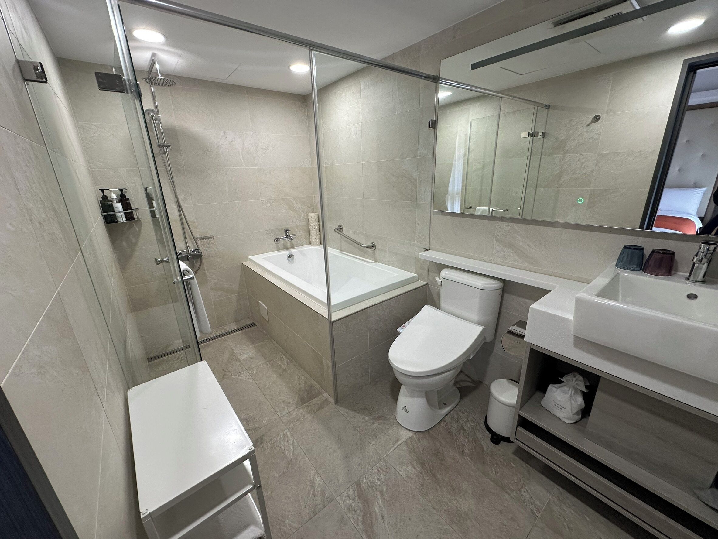 Solis Hotel - Jinhu Township - חדר רחצה