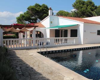 Charming House Cala Canutells - 300m Beach - Mahon - Piscine