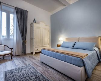 Arno Apartment A - Florence - Bedroom