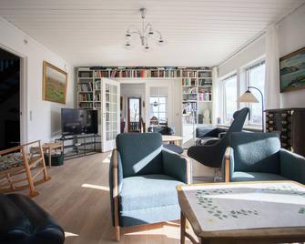 Loft - Nature - Sandagerð - Walks - Tórshavn - Soggiorno