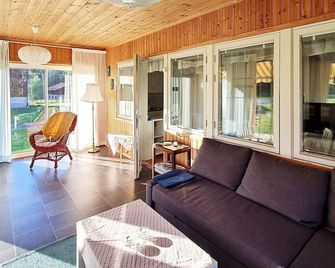 6 Person Holiday Home in Ljusdal-by Traum - Ljusdal - Sala de estar