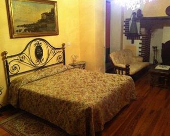 Villa Toscanini - Stresa - Bedroom