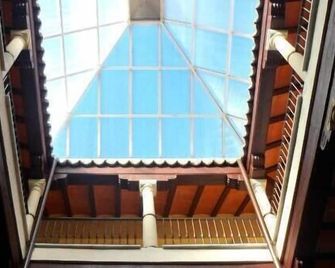 Hotel Maria De Molina - Úbeda - Pool