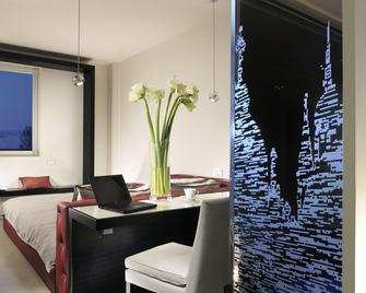 Antony Hotel - קמפלטו - חדר שינה