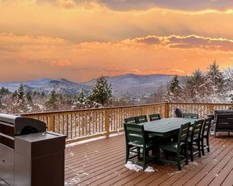 Stunning Summer Mtn Home Near Lake, Pet Friendly - Thornton - Balcón