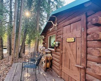 Cloudberry Cabin - Tok - Patio