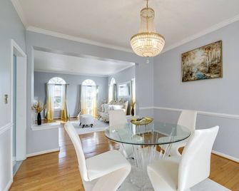 'the Mirror' - Elegant & Dog-Friendly Dmv Home - Upper Marlboro - Dining room