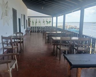 Lamu Sunsail Hotel - Lamu - Restaurant