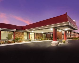 Red Roof Inn Winchester - Lexington East - Winchester - Gebouw