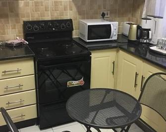 Cycad lodge ZW - Bulawayo - Cocina