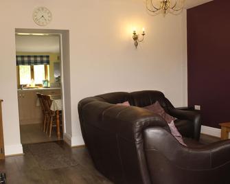 Barn conversion in beautiful countryside, sleeps 4 - Abergavenny - Sala de estar