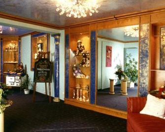 Mozart-Stuben - Denkendorf (Bayern) - Lobby