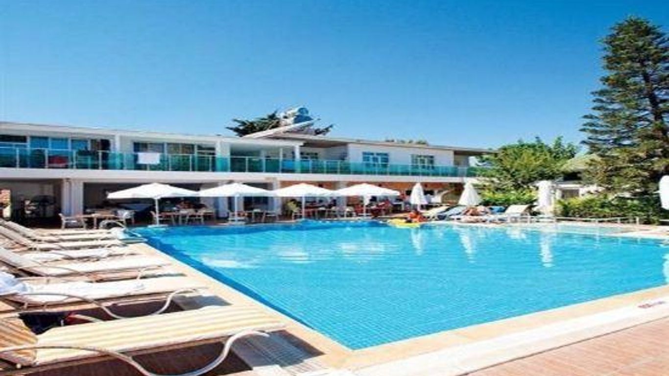 Clover Magic Altinkum Park Hotel