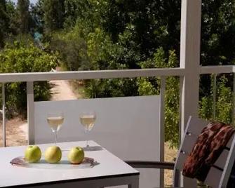 Savinos Rooms - Vasiliki