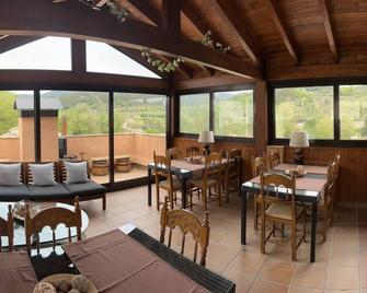 Beautiful apartment with views-Garnatxa - Pontons - Restaurante