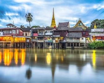 Eat Sleep Chann - Chanthaburi