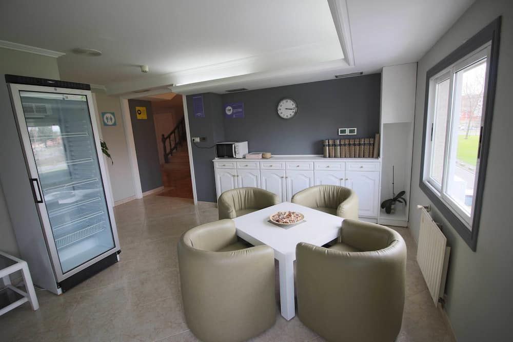 Alda Puerta Coruña - La Coruña - Comedor