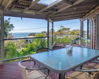 Pet-Friendly, Ocean Views & Wifi |Whispering Palms - 말루아 베이 - 발코니