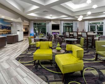 La Quinta Inn & Suites by Wyndham Denver Boulder-Louisville - Louisville - Restaurante
