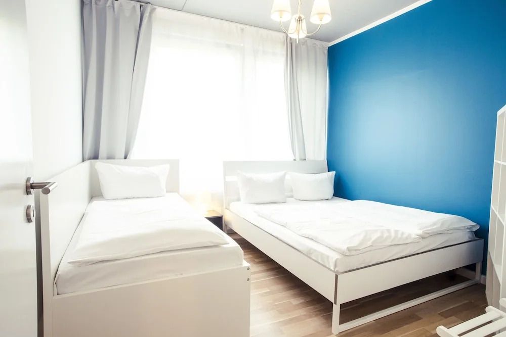 هيفالس جراند تمبلهوف - برلين - غرفة نوم