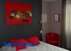 Hôtel Patton - Avranches - Slaapkamer