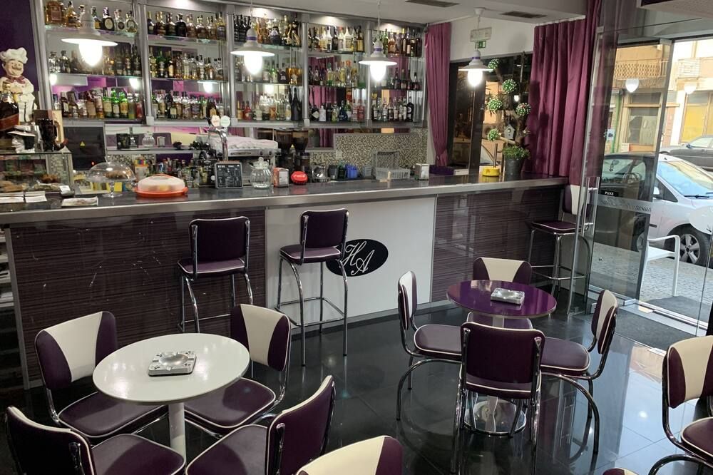 هوتل أليندورو