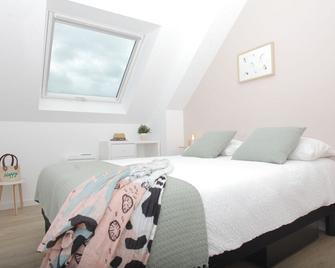 Dormir en ville - Centre Concarneau - Concarneau - Bedroom