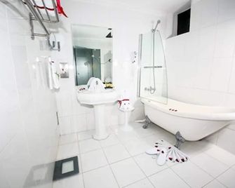 Ushuaia Hotel & Clubbing - Marrakech - Bathroom