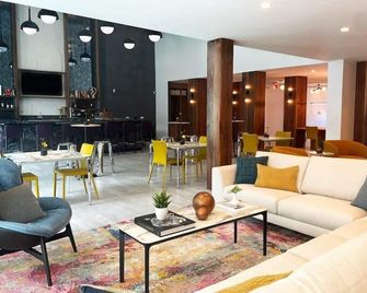 Montrose Spring - Stylish 1 BR in Houston - Houston - Lounge