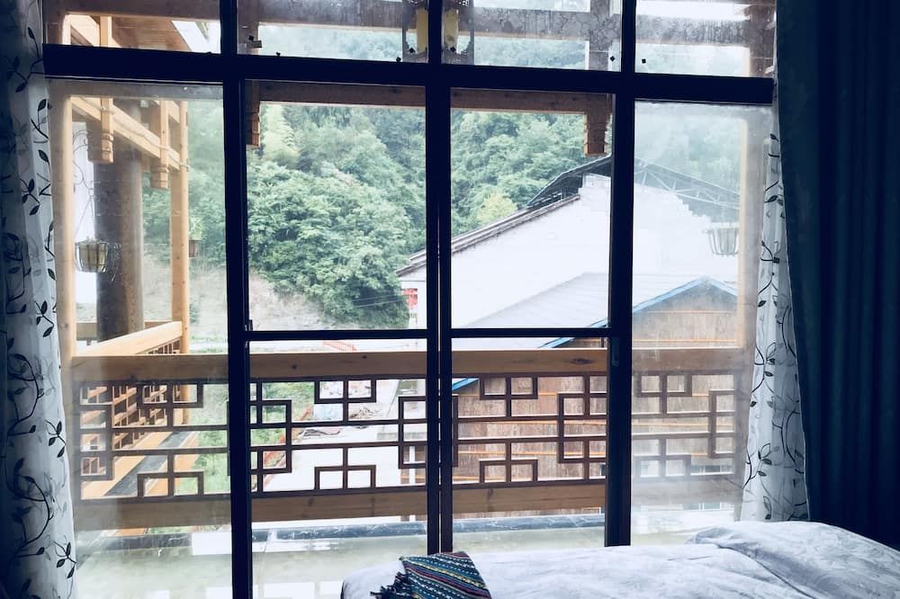 Zhangjiajie one step to heaven inn (Yangjiajie ticket office) - ג'אנגג'יאיי - מרפסת