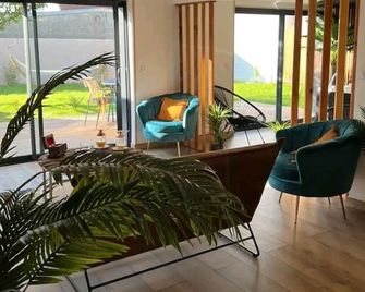 Escape Zen Oasis Tropicale & Spa Privatif - Loon Plage - Вітальня