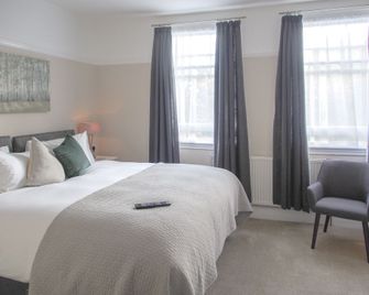 Elmdon Lodge - Birmingham