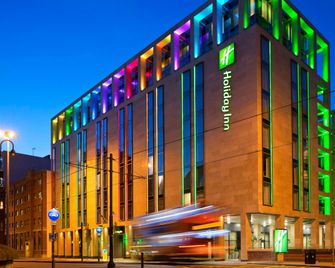 Holiday Inn Manchester - City Centre By IHG - Manchester - Building