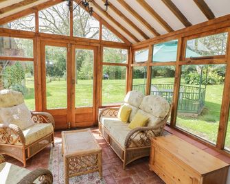 ロウランズ ハウス - コールビル(イングランド) - リビングルーム