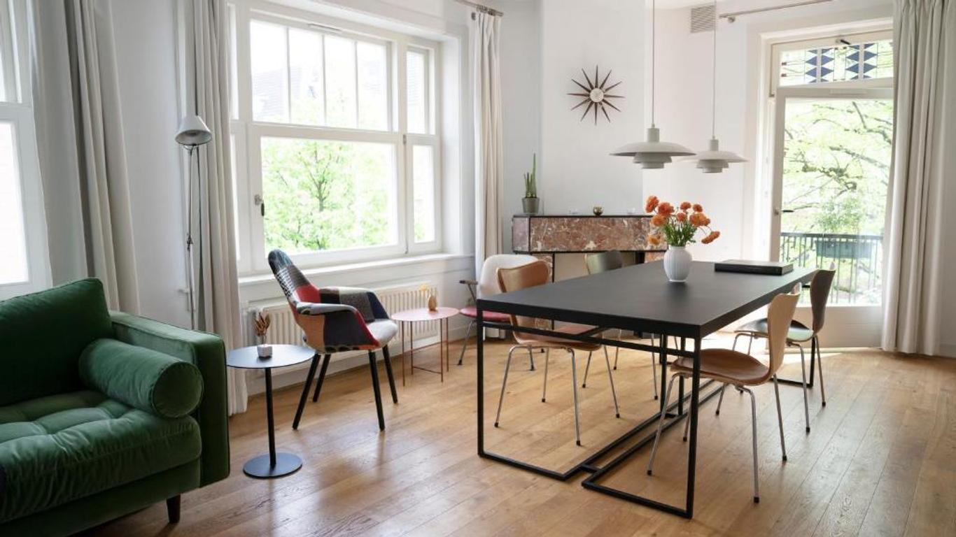 Authentic Amsterdam Bed and Breakfast Rai