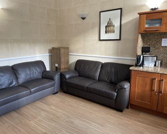 Orchard Hotel - London - Living room