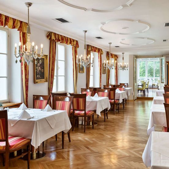Restaurant view of Radisson Blu Hotel Altstadt, Salzburg