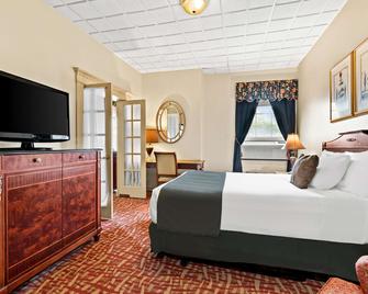 Genetti Hotel, SureStay Collection by Best Western - Williamsport - Schlafzimmer