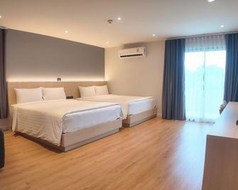 V1 Boutique Hotel - Kanchanaburi - Bedroom