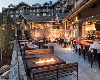 Four Seasons Private Residence -- Ultimate Luxury Experience - Teton Village - Restaurant