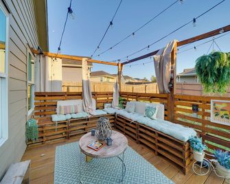 Easy Access to Dtwn San Antonio: Suburban Home - San Antonio - Balcon