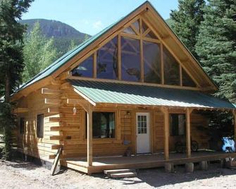 Texan Resort - Lake City - Building