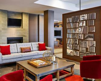 Four Points by Sheraton Fargo Medical Center - Fargo - Lounge