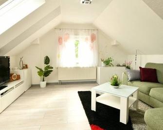 Ferienwohnung Bellhäuser - Lubben (Spreewald) - Obývací pokoj